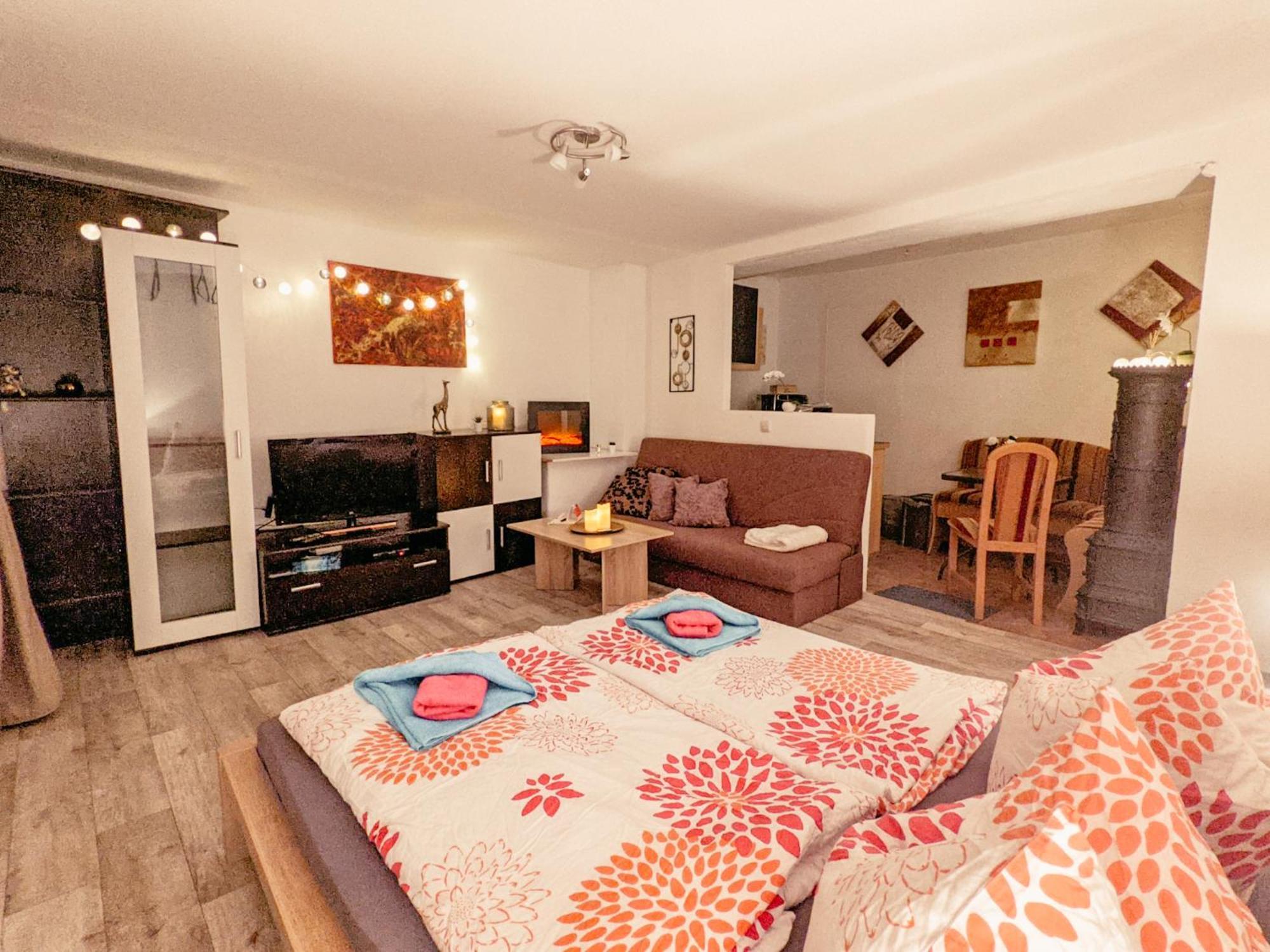 Famzi - Urlaubsmagie - Familienwohnung Mit Gemeinschaftsgarten, -Sauna & -Pool Зебніц Екстер'єр фото