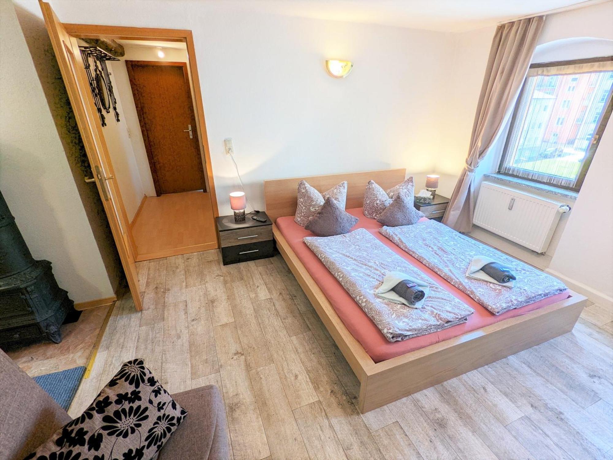 Famzi - Urlaubsmagie - Familienwohnung Mit Gemeinschaftsgarten, -Sauna & -Pool Зебніц Екстер'єр фото