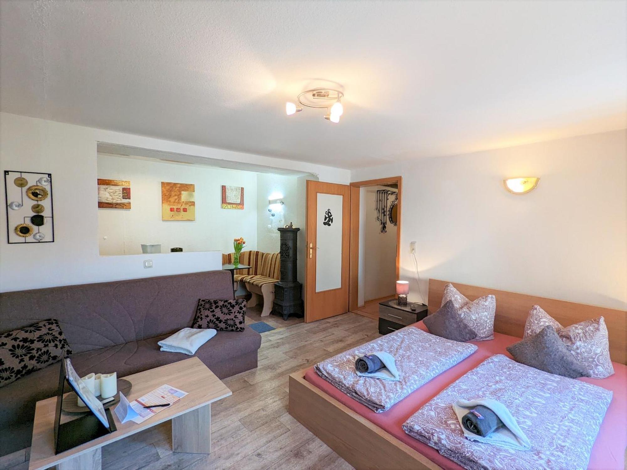 Famzi - Urlaubsmagie - Familienwohnung Mit Gemeinschaftsgarten, -Sauna & -Pool Зебніц Екстер'єр фото